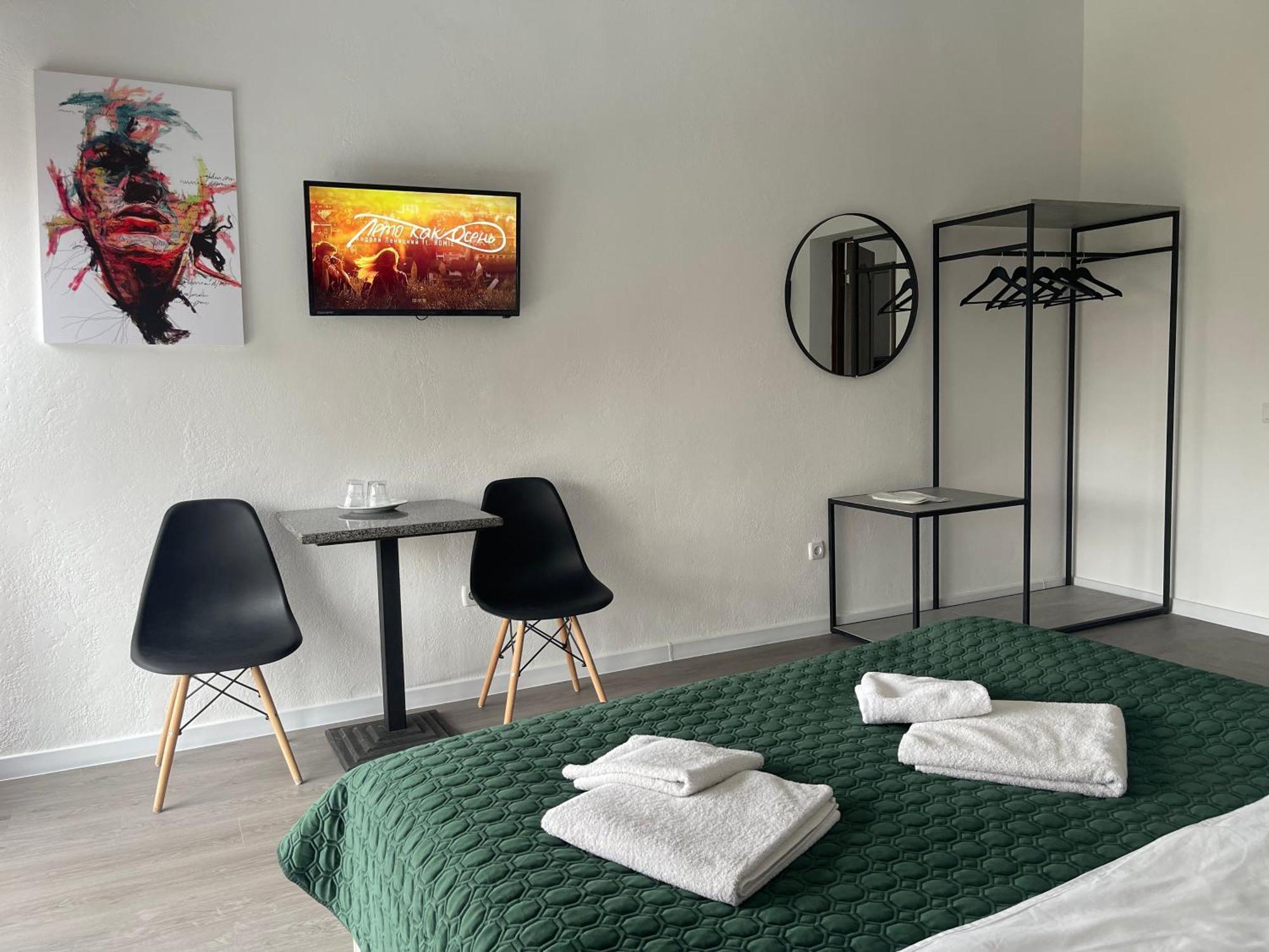 Hotel Femina ジトームィル エクステリア 写真