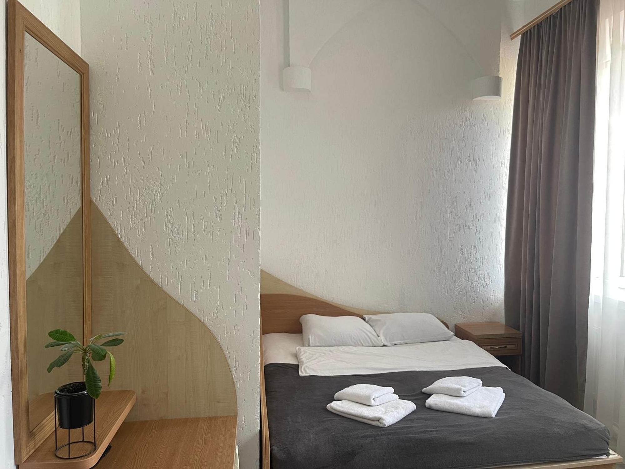Hotel Femina ジトームィル エクステリア 写真